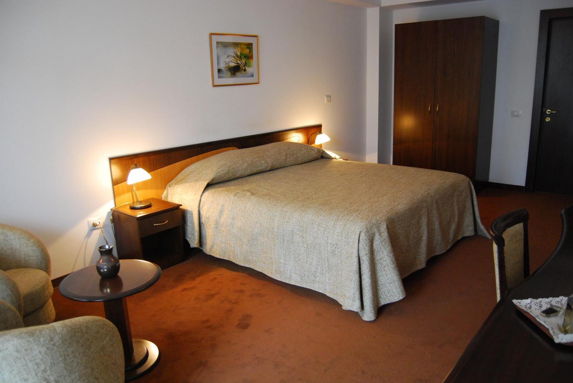 Hotel Maria Constanţa Eksteriør bilde